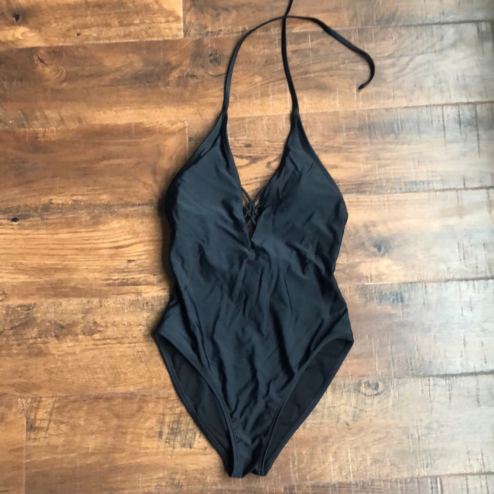 One piece bathing suit